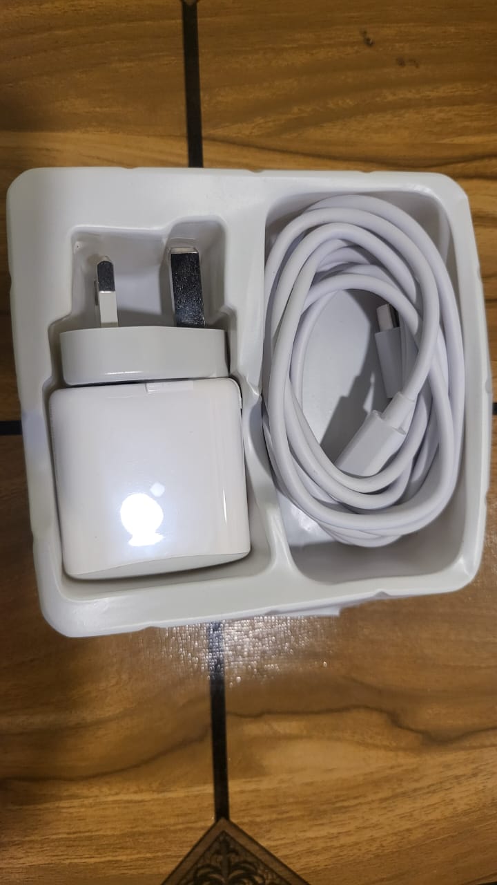 30W USB-C Charger - Image 2