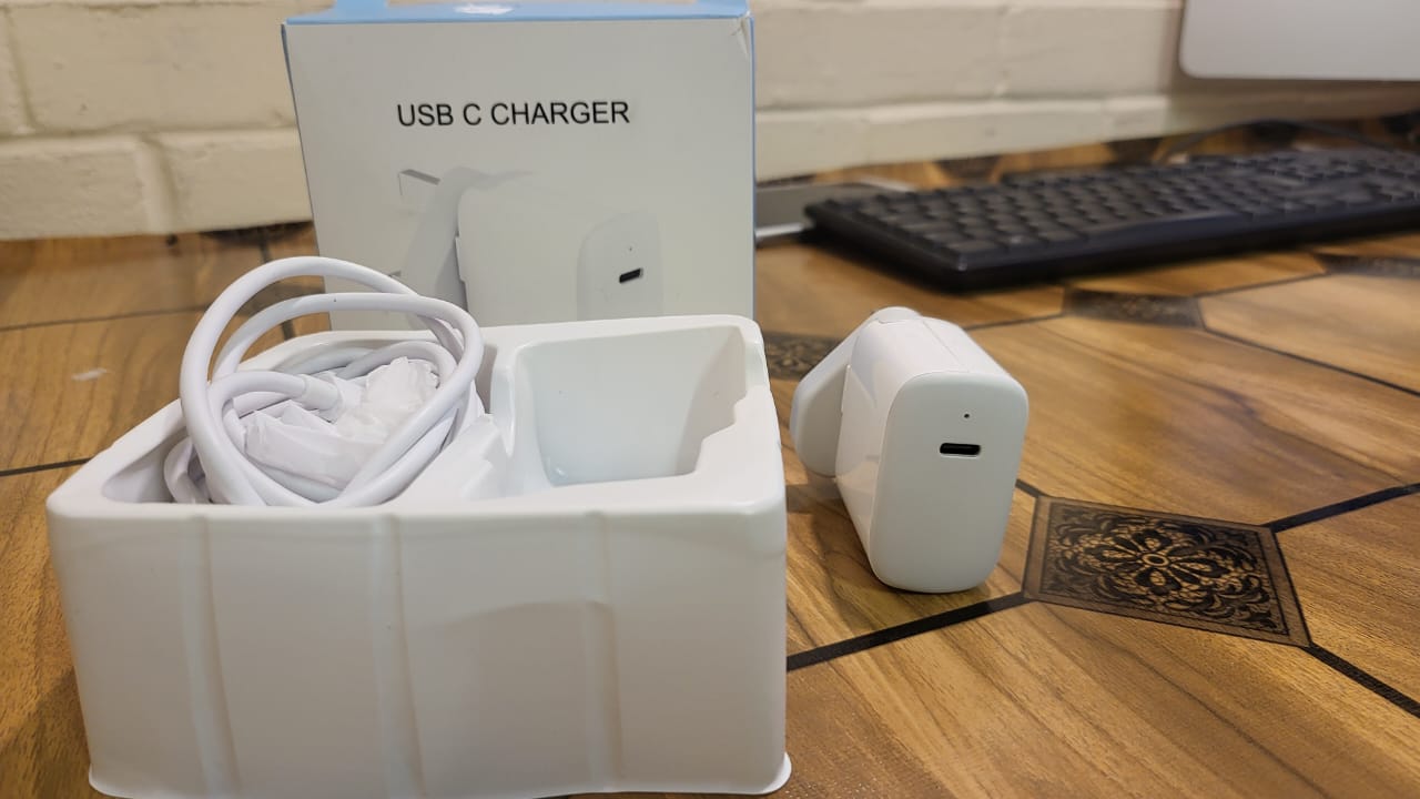30W USB-C Charger - Image 8