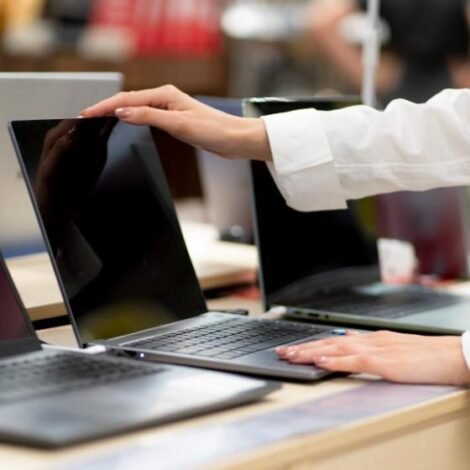 Refurbished Computers In Harwich — A Smart Way To Save 6 ACwAAAAAAQABAAACADs=